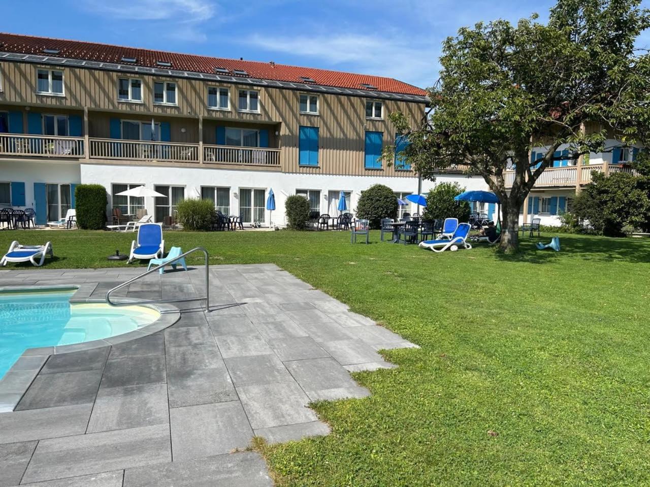 Gabi Mit Pool Und Sauna Übersee Eksteriør bilde